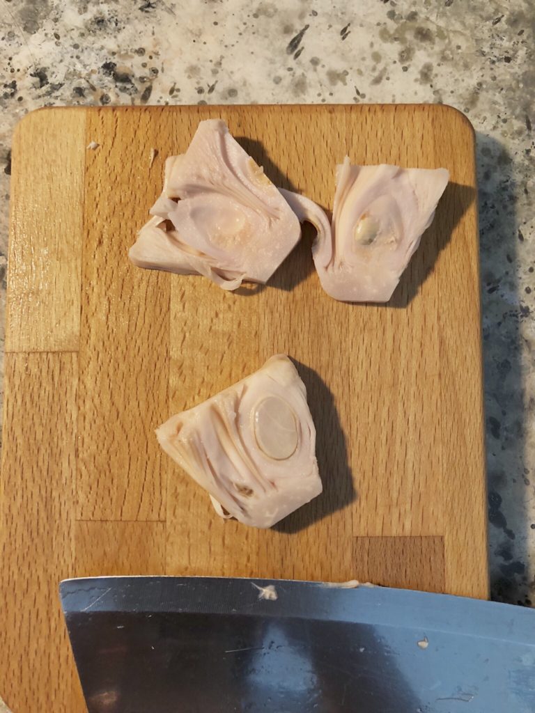 Cutting jackfruit